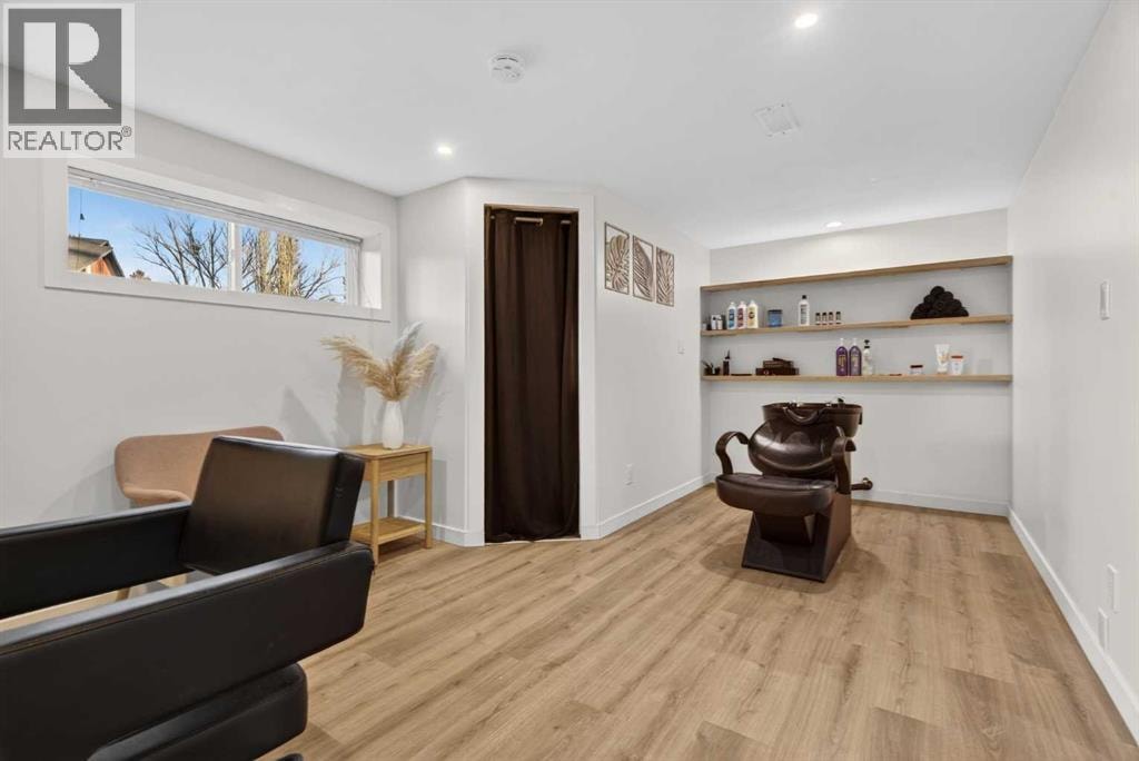 303 Woodside Place — photo 42