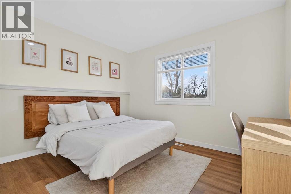 303 Woodside Place — photo 33