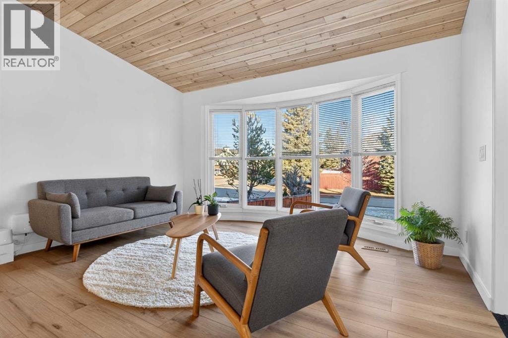 303 Woodside Place — photo 9