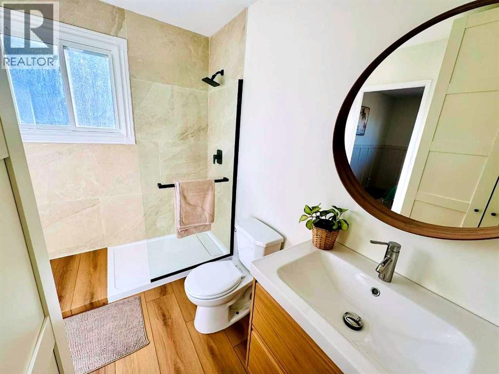 303 Woodside Place — photo 38