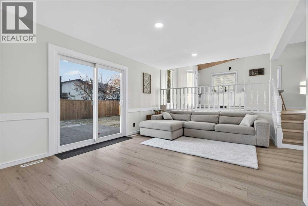 303 Woodside Place — photo 22
