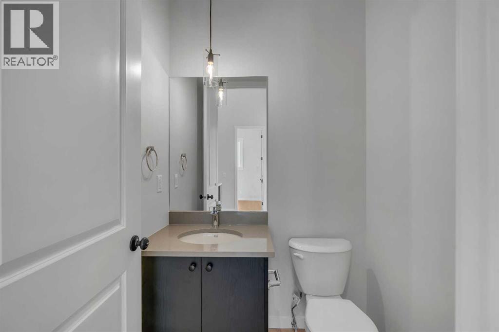 107 Bartlett Row SE — photo 8