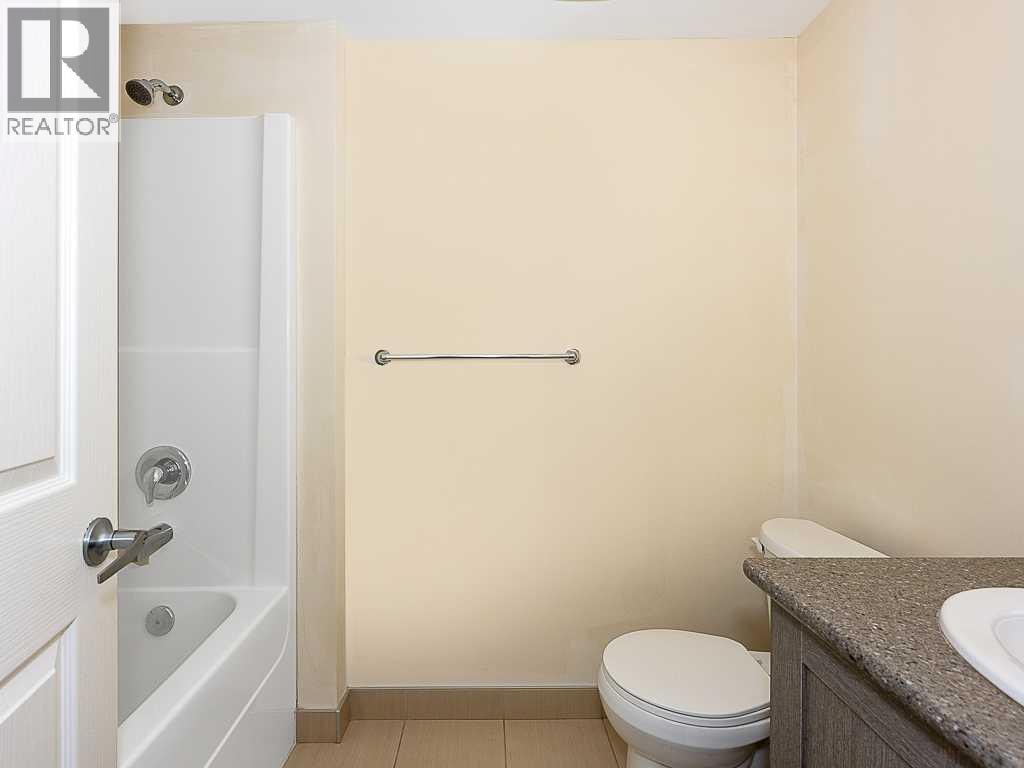 706, 30 Brentwood Common NW — photo 15