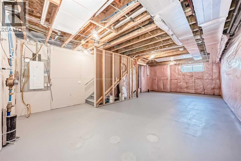 413 Hotchkiss Drive SE — photo 37