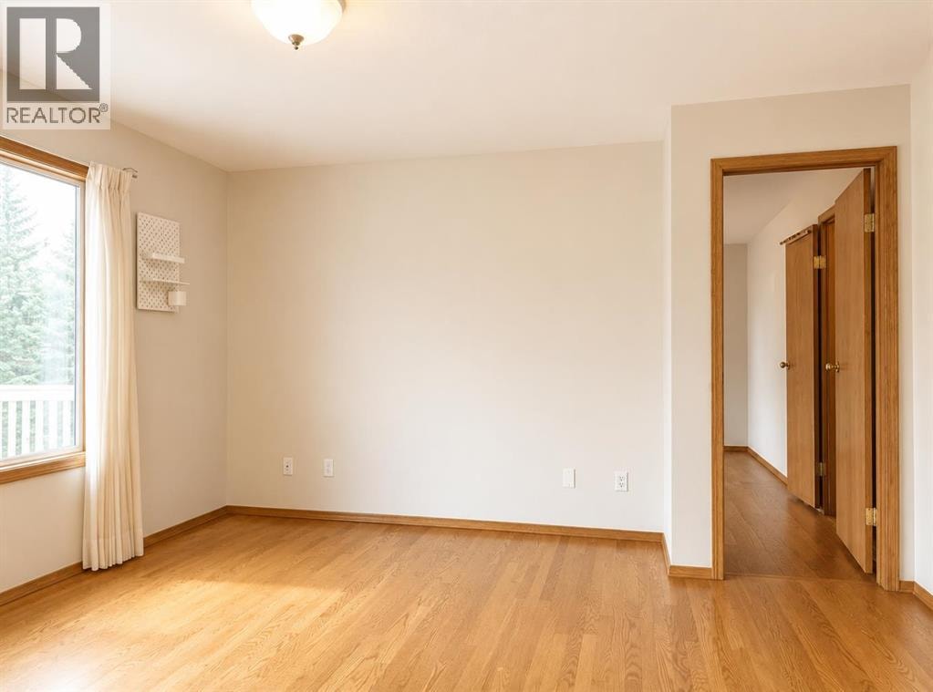 59 Edgebrook Circle NW — photo 10