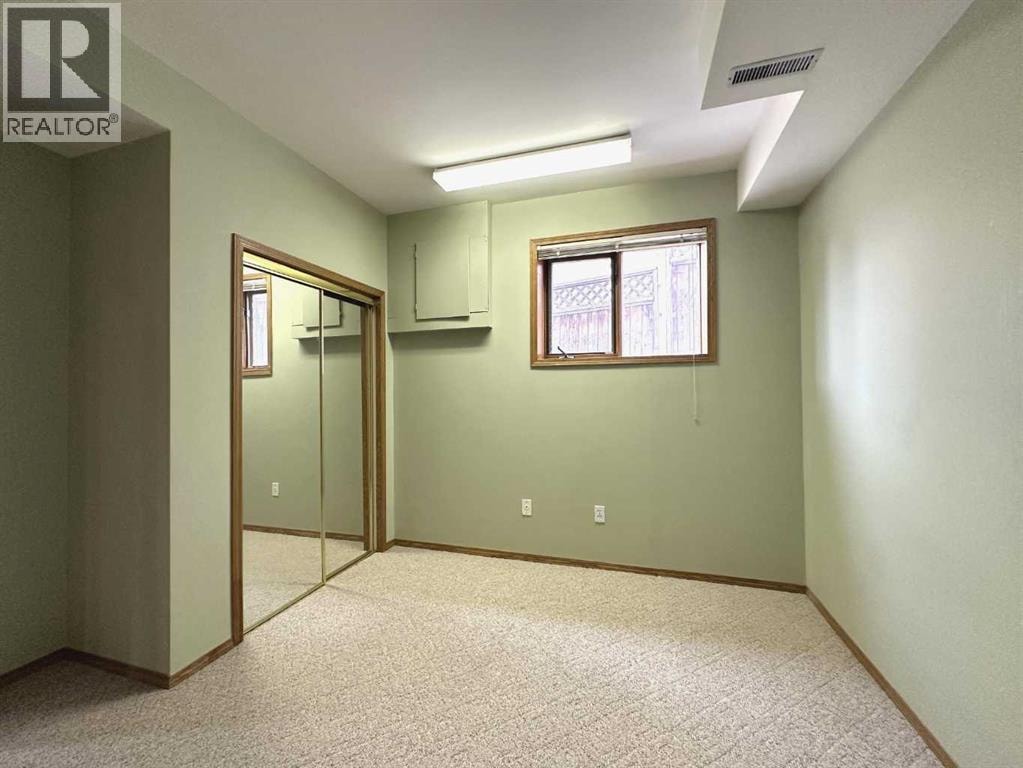 59 Edgebrook Circle NW — photo 32