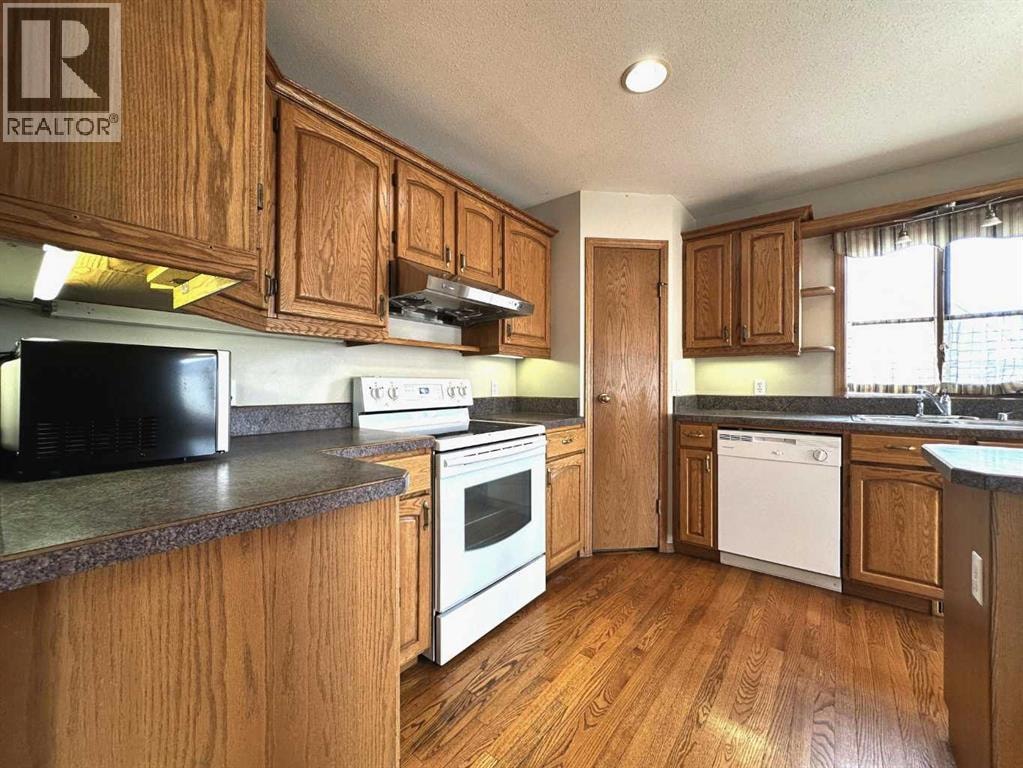 59 Edgebrook Circle NW — photo 17
