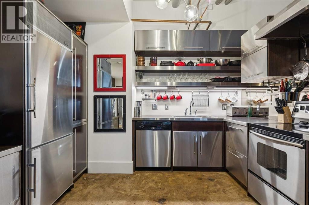102D, 500 Eau Claire Avenue SW — photo 11