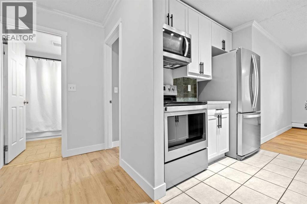 201, 732 57 Avenue SW — photo 21