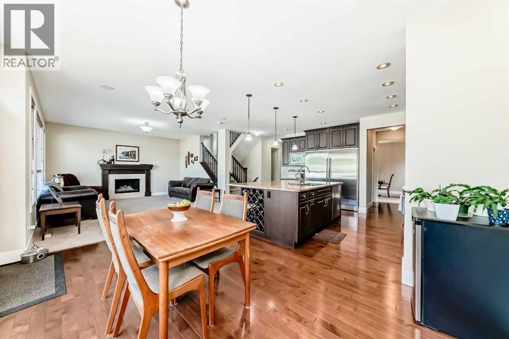 121 Drake Landing Manor — photo 23