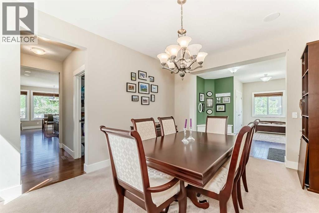 121 Drake Landing Manor — photo 12