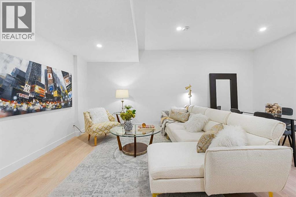 1417 41 Street SW — photo 33