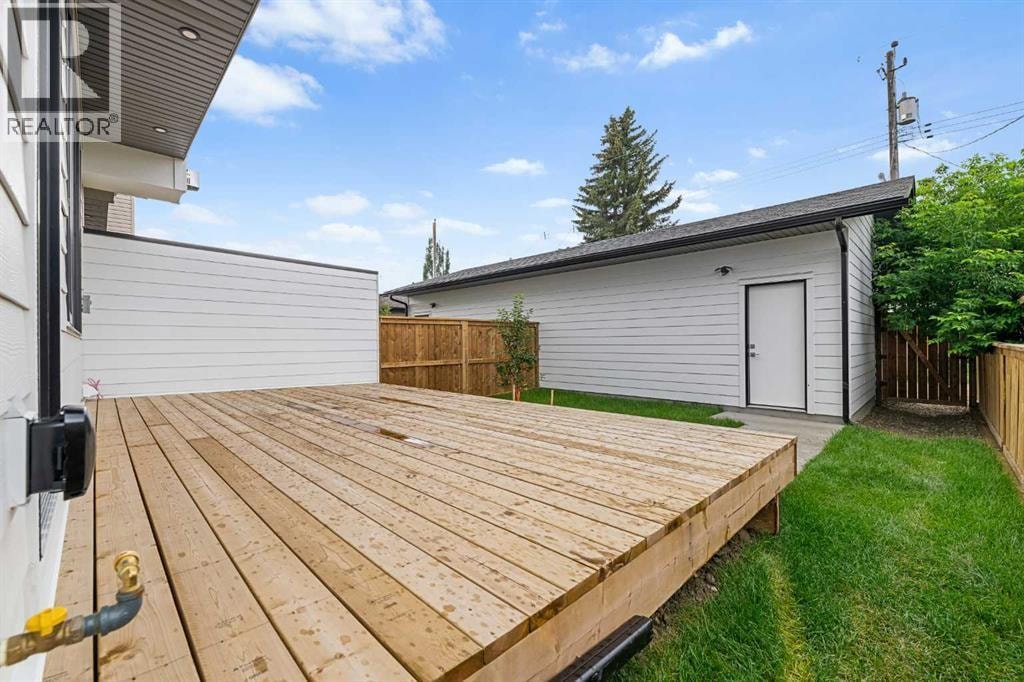 1417 41 Street SW — photo 45