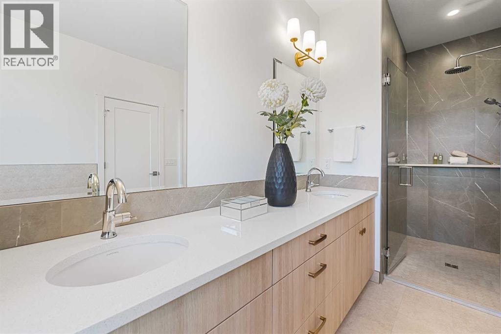 1417 41 Street SW — photo 32