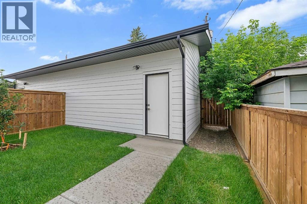 1417 41 Street SW — photo 46
