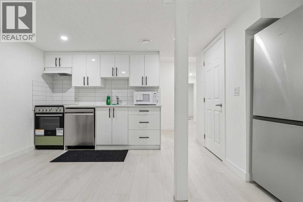 223 Carrington Circle NW — photo 31