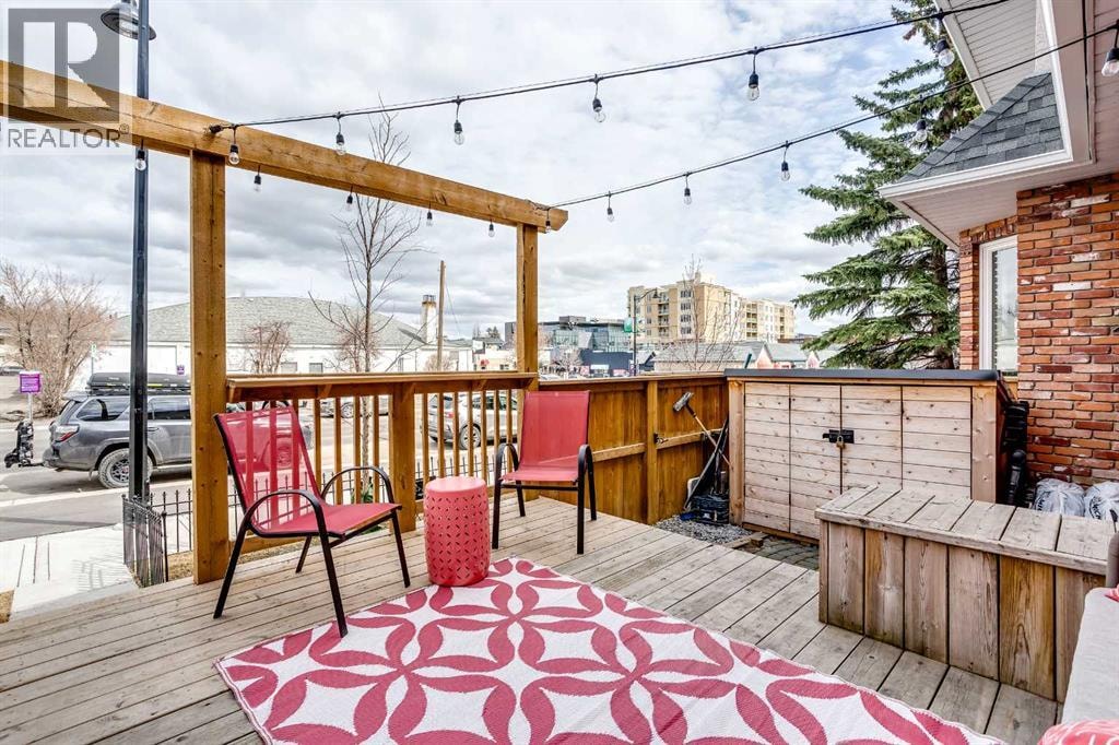 1, 2127 34 Avenue SW — photo 4