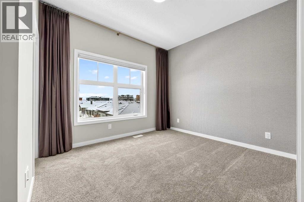589 Mahogany Road SE — photo 18