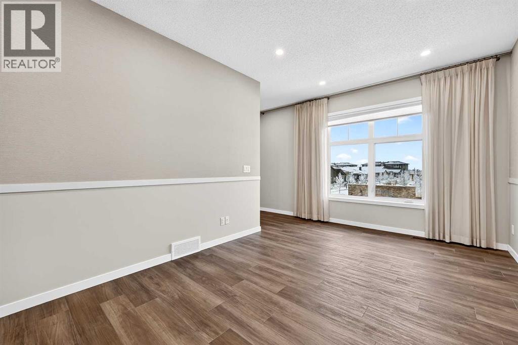 589 Mahogany Road SE — photo 10