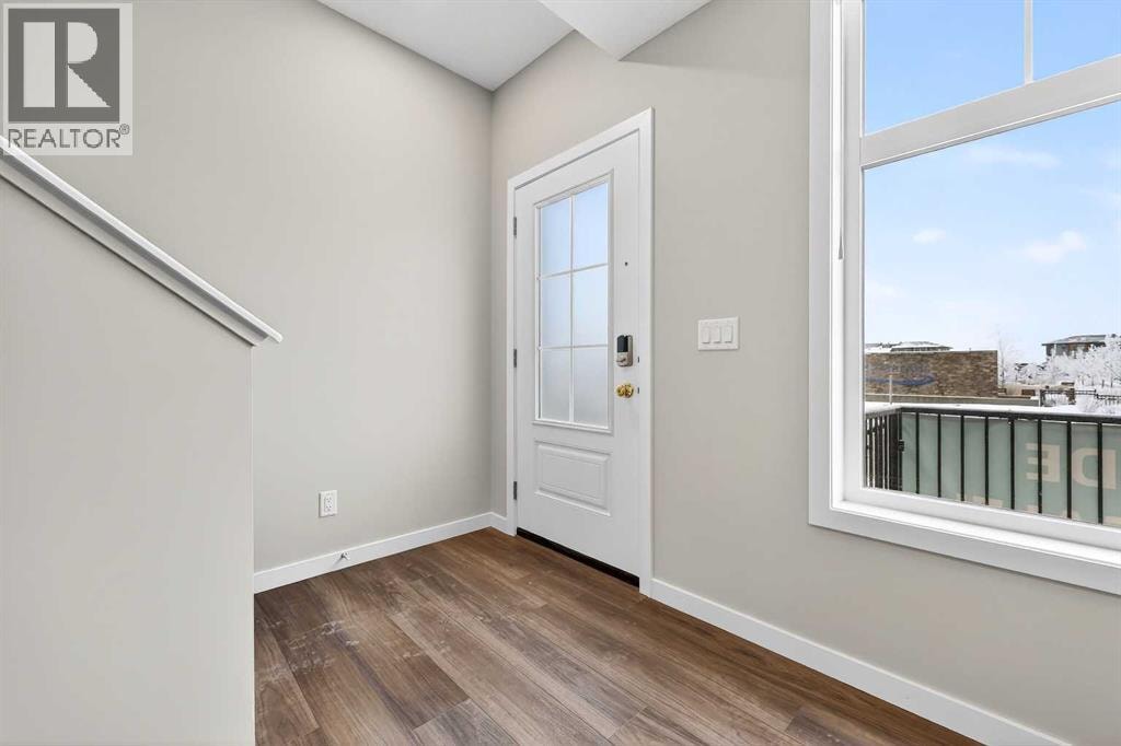 589 Mahogany Road SE — photo 3