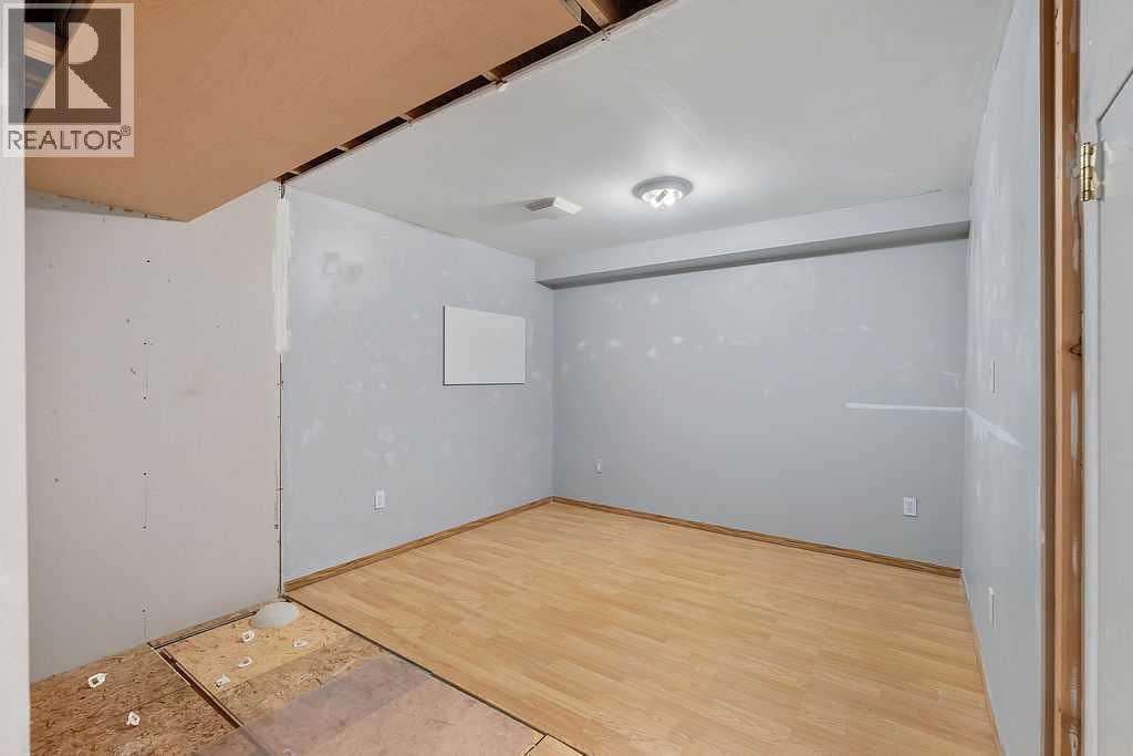 108 Everstone Rise SW — photo 29