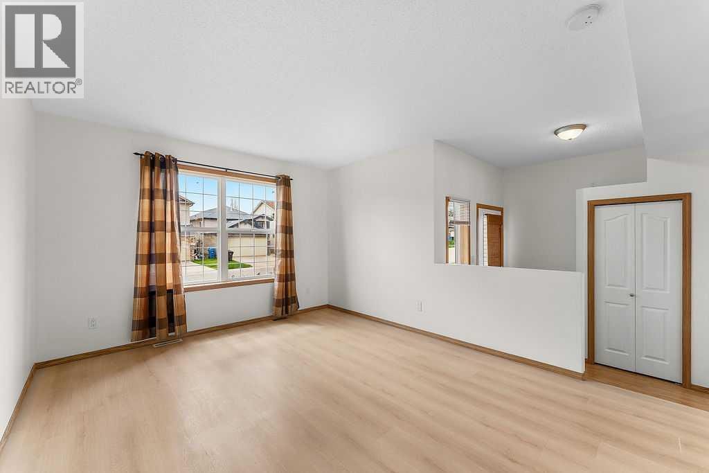 108 Everstone Rise SW — photo 4