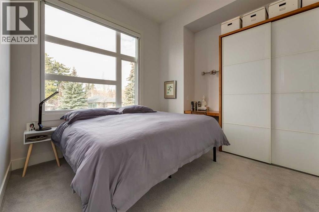 2210 Victoria Crescent NW — photo 19