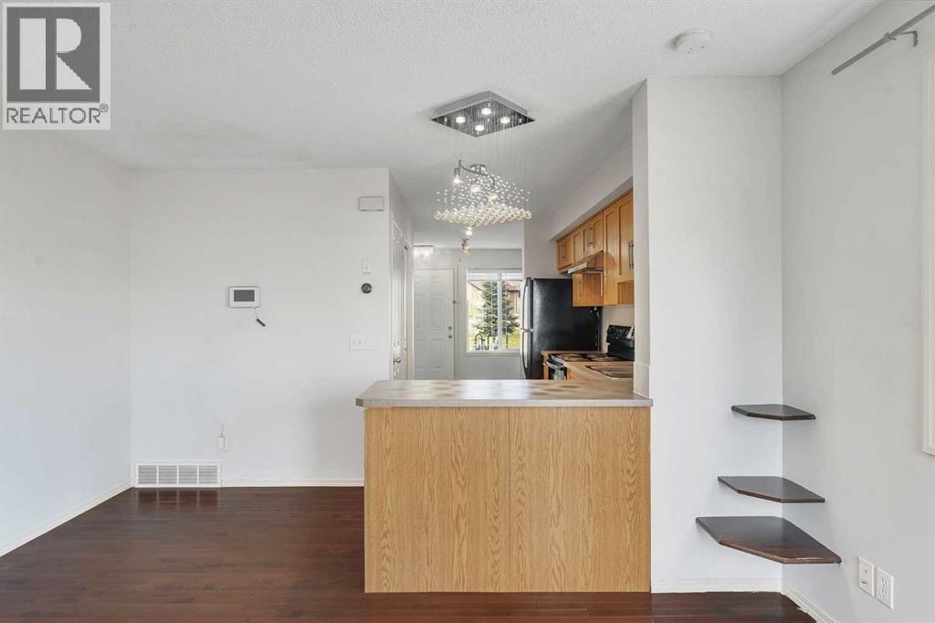 312 Saddlebrook Point NE — photo 11