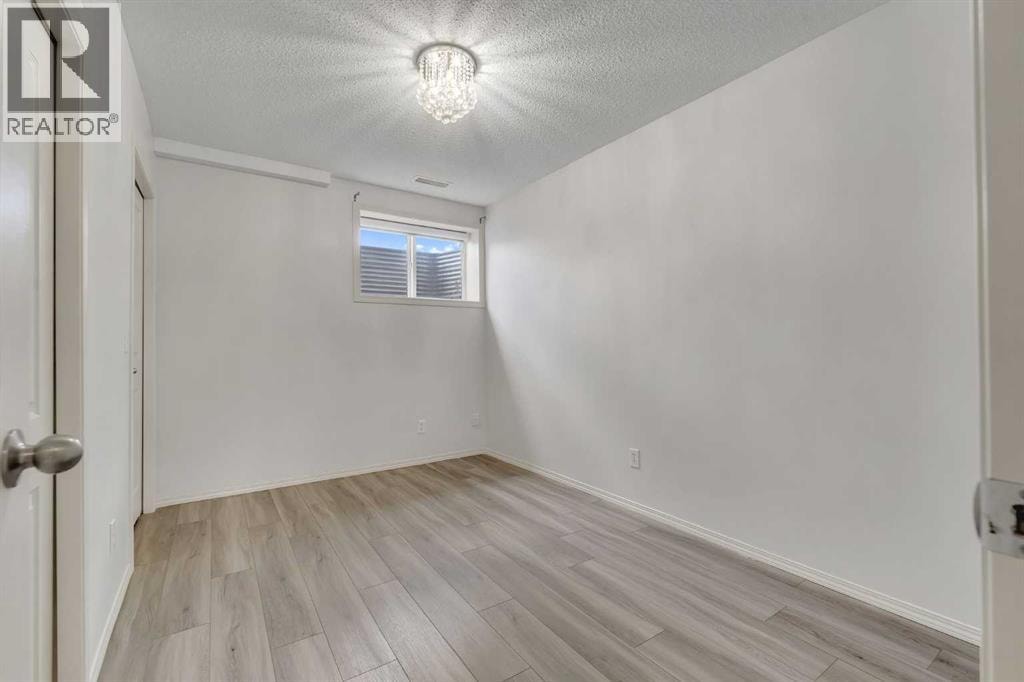 312 Saddlebrook Point NE — photo 18