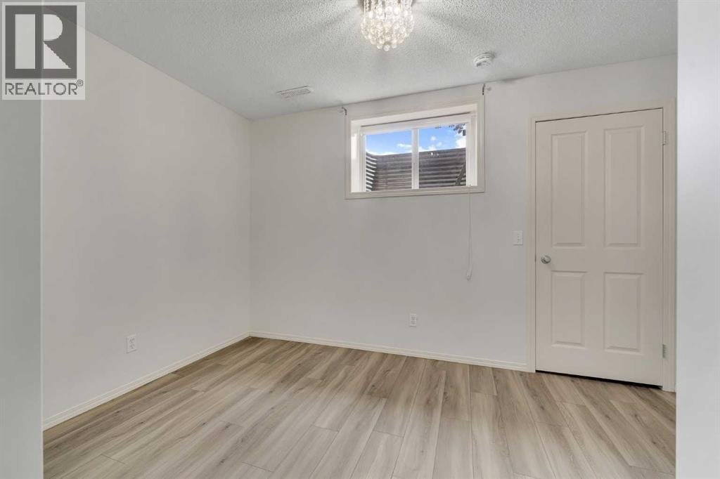 312 Saddlebrook Point NE — photo 23