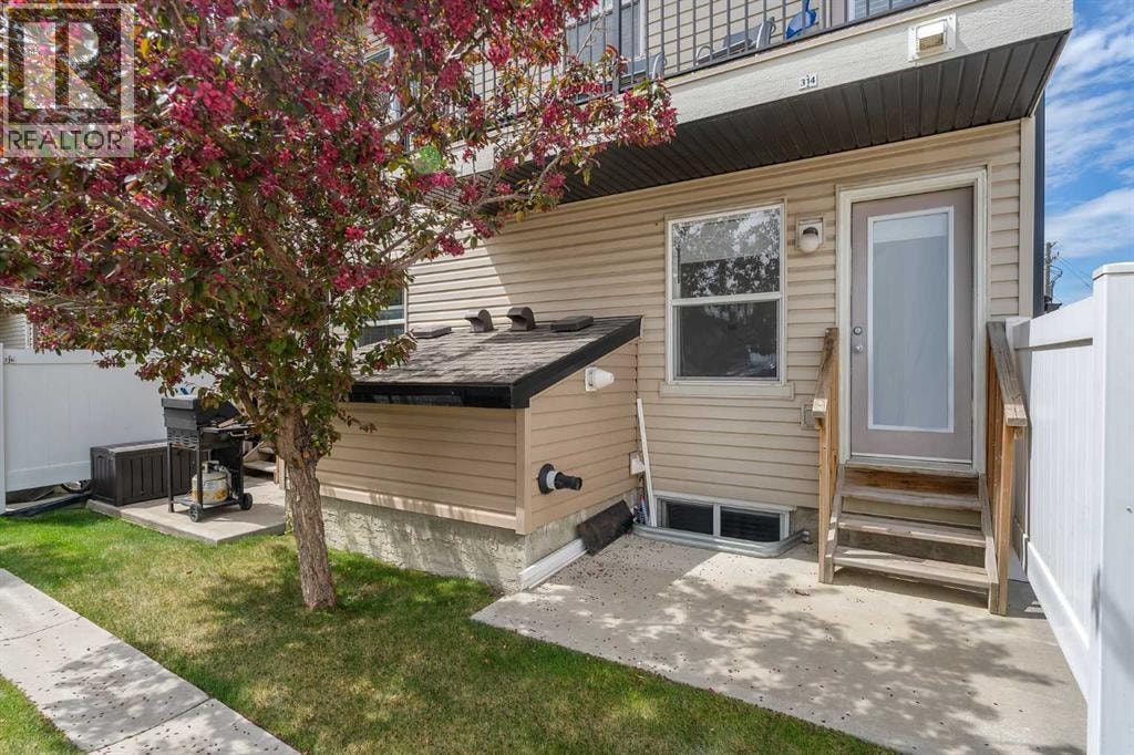 312 Saddlebrook Point NE — photo 26