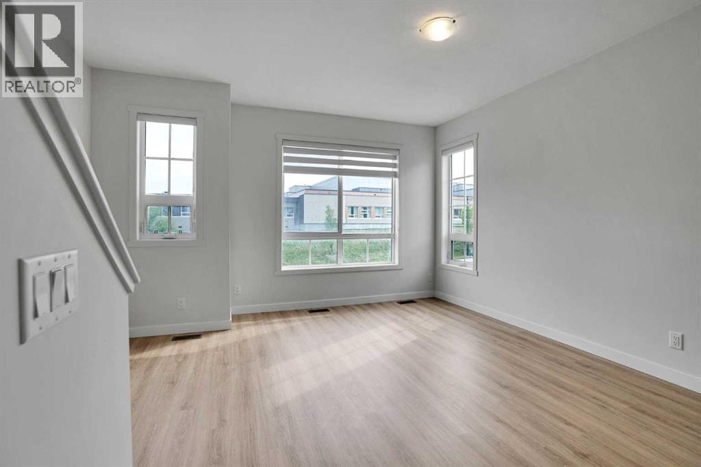 986 Sherwood Boulevard NW — photo 15
