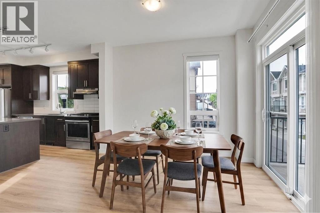 986 Sherwood Boulevard NW — photo 7