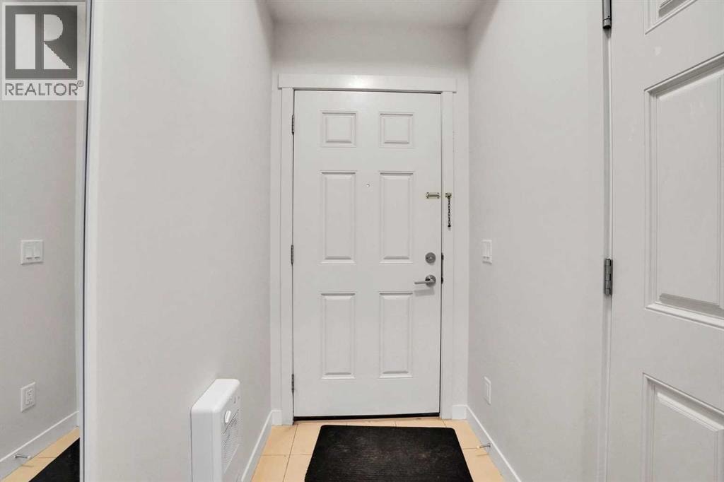 986 Sherwood Boulevard NW — photo 4
