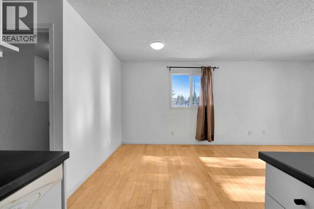 295 Edgepark Boulevard NW — photo 11