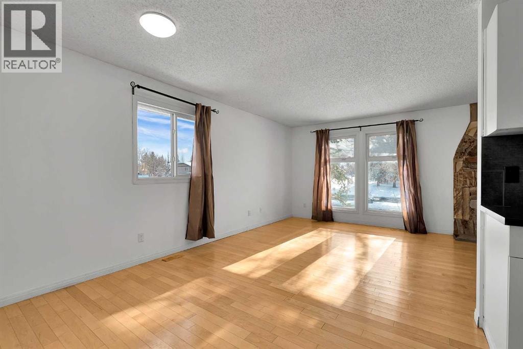 295 Edgepark Boulevard NW — photo 10