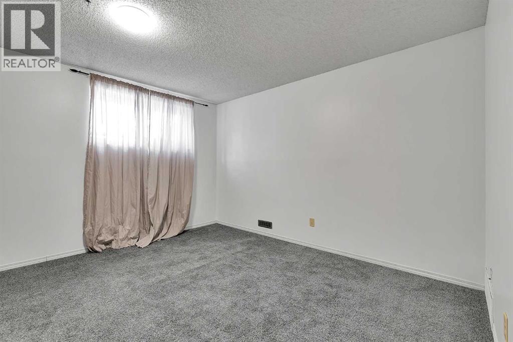 295 Edgepark Boulevard NW — photo 31