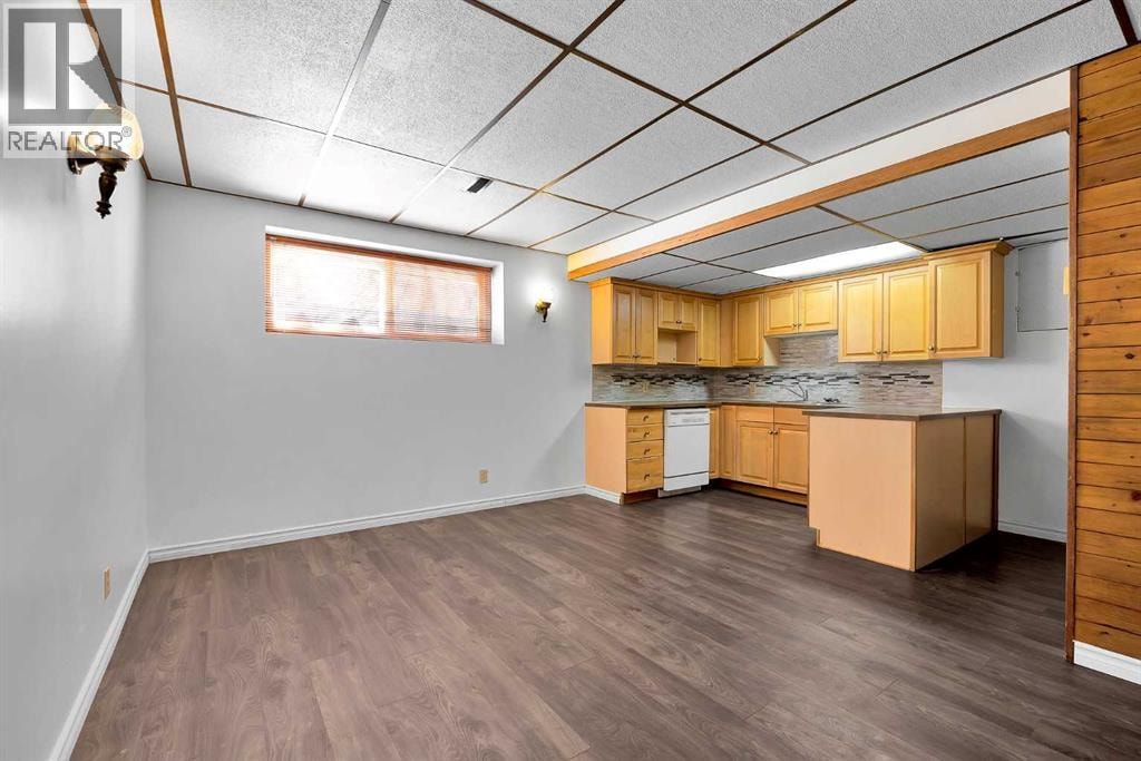 295 Edgepark Boulevard NW — photo 27