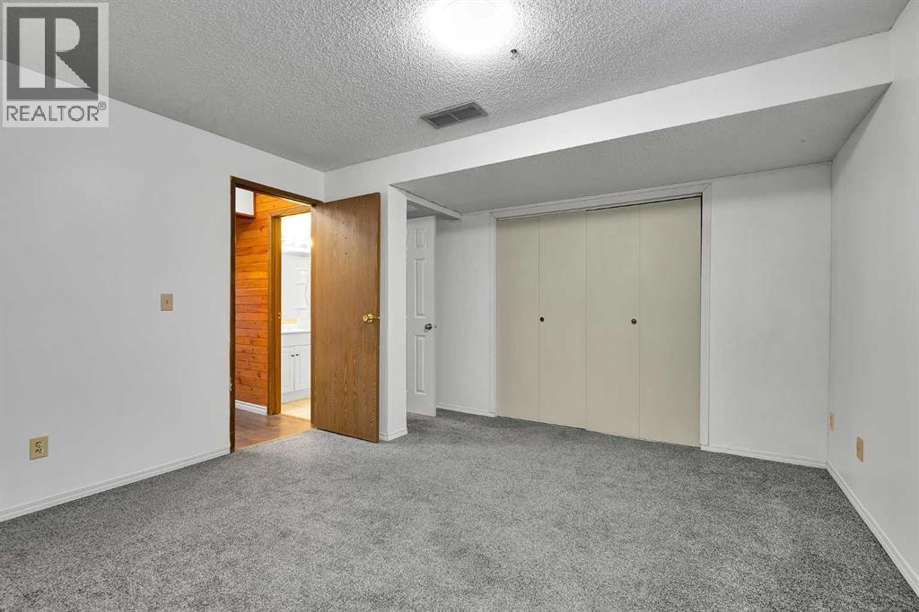 295 Edgepark Boulevard NW — photo 32