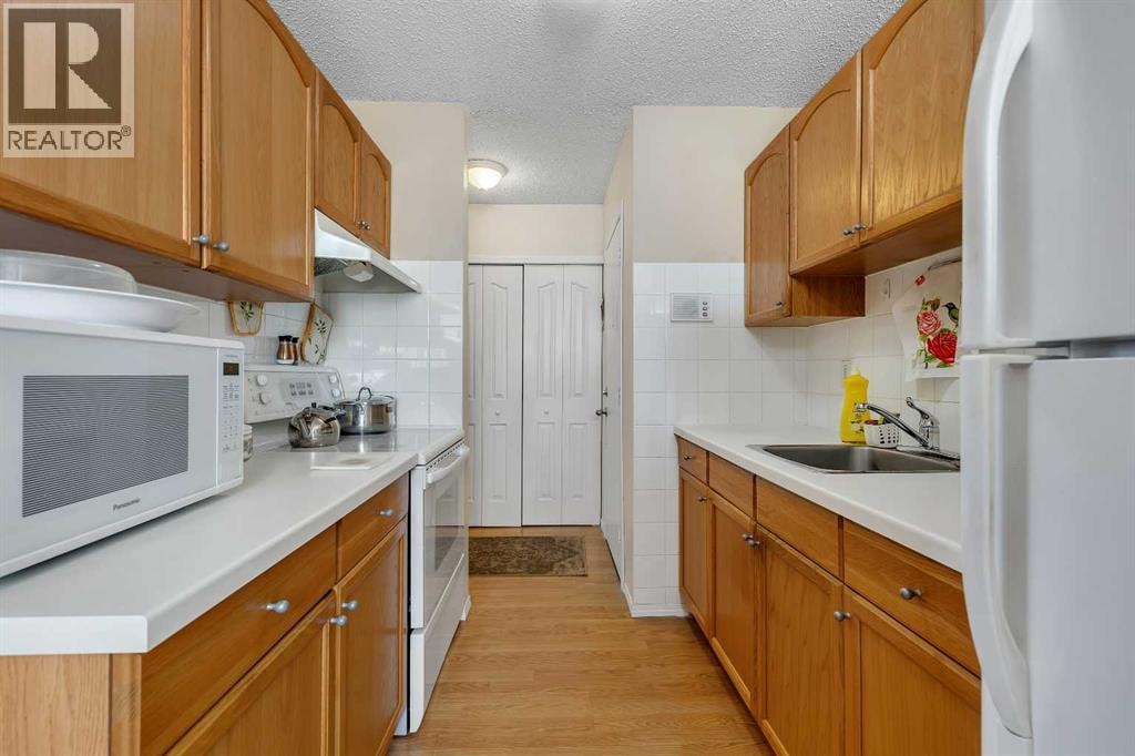 301, 6464 Travois Crescent NW — photo 11
