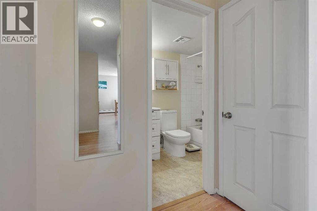 301, 6464 Travois Crescent NW — photo 31