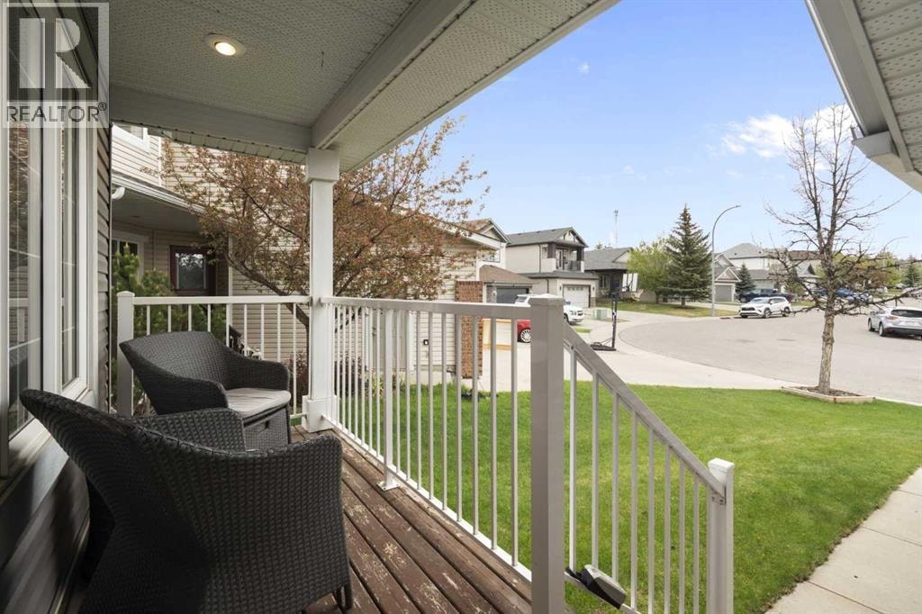 57 Thornfield Close SE — photo 13