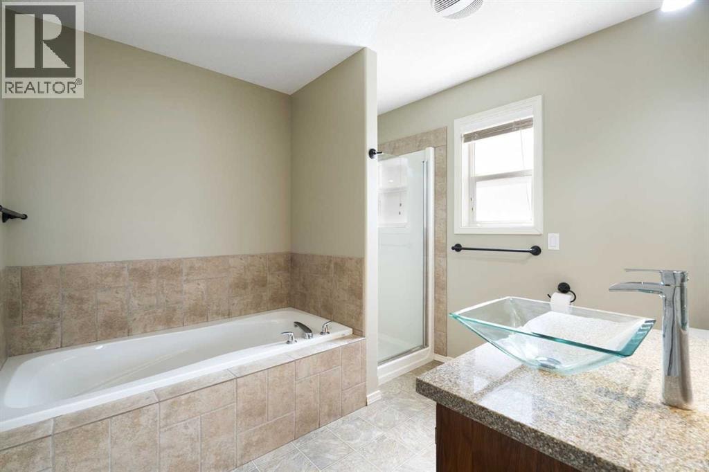 57 Thornfield Close SE — photo 8