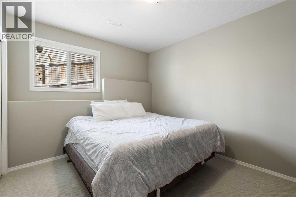 57 Thornfield Close SE — photo 34