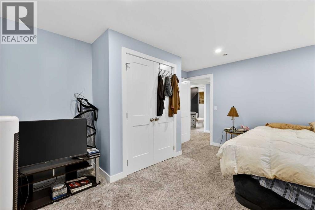 270092 Glenmore Trail — photo 40