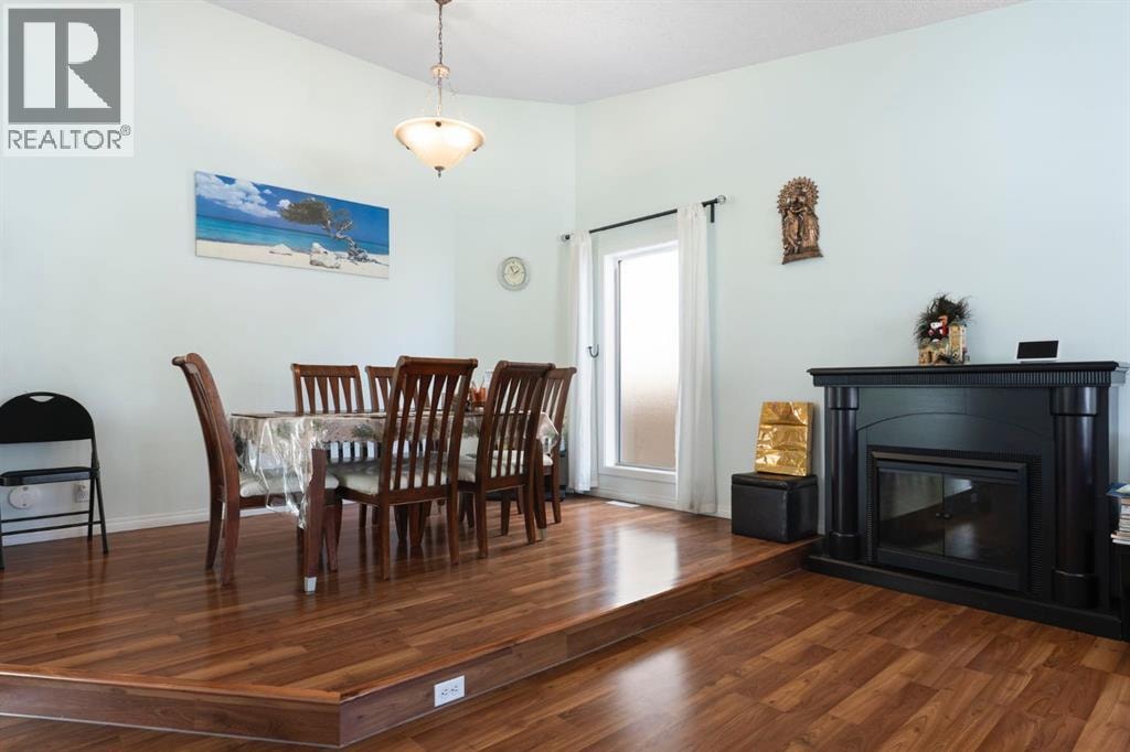 8 Hawkfield Crescent NW — photo 7