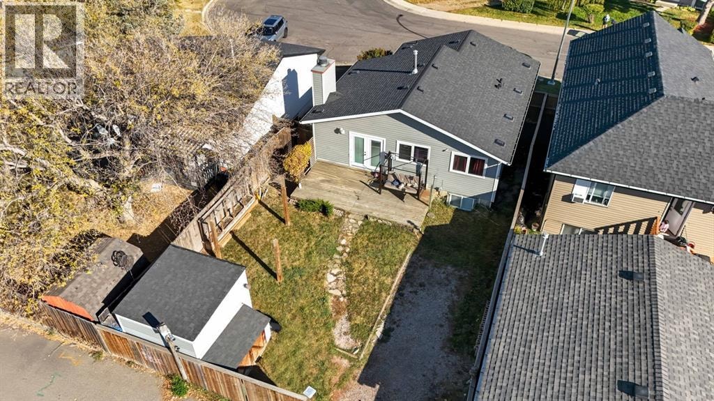 108 Falchurch Crescent NE — photo 4