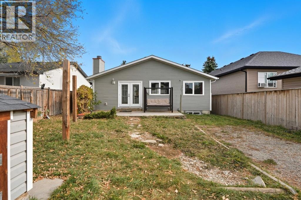 108 Falchurch Crescent NE — photo 33