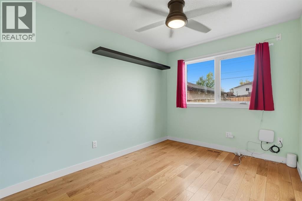 108 Falchurch Crescent NE — photo 15