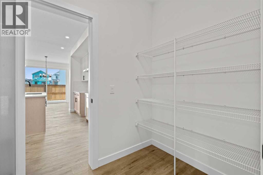 571 Buffaloberry Manor SE — photo 12